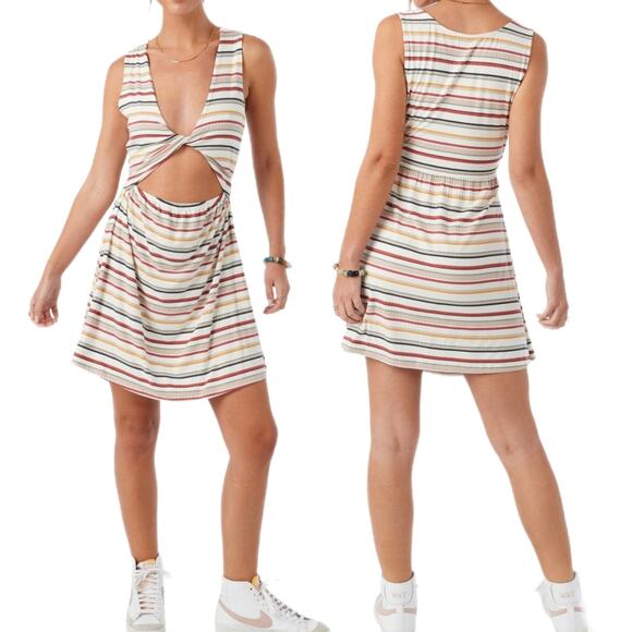 O'NEILL Brye Stripe Cut Out Dress Large NWT - Picture 1 of 4